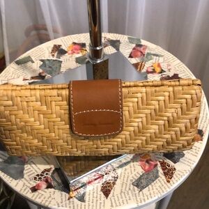 Tommy Bahama woven rattan, cognac leather snap closure, orange lining 1-zip NEW